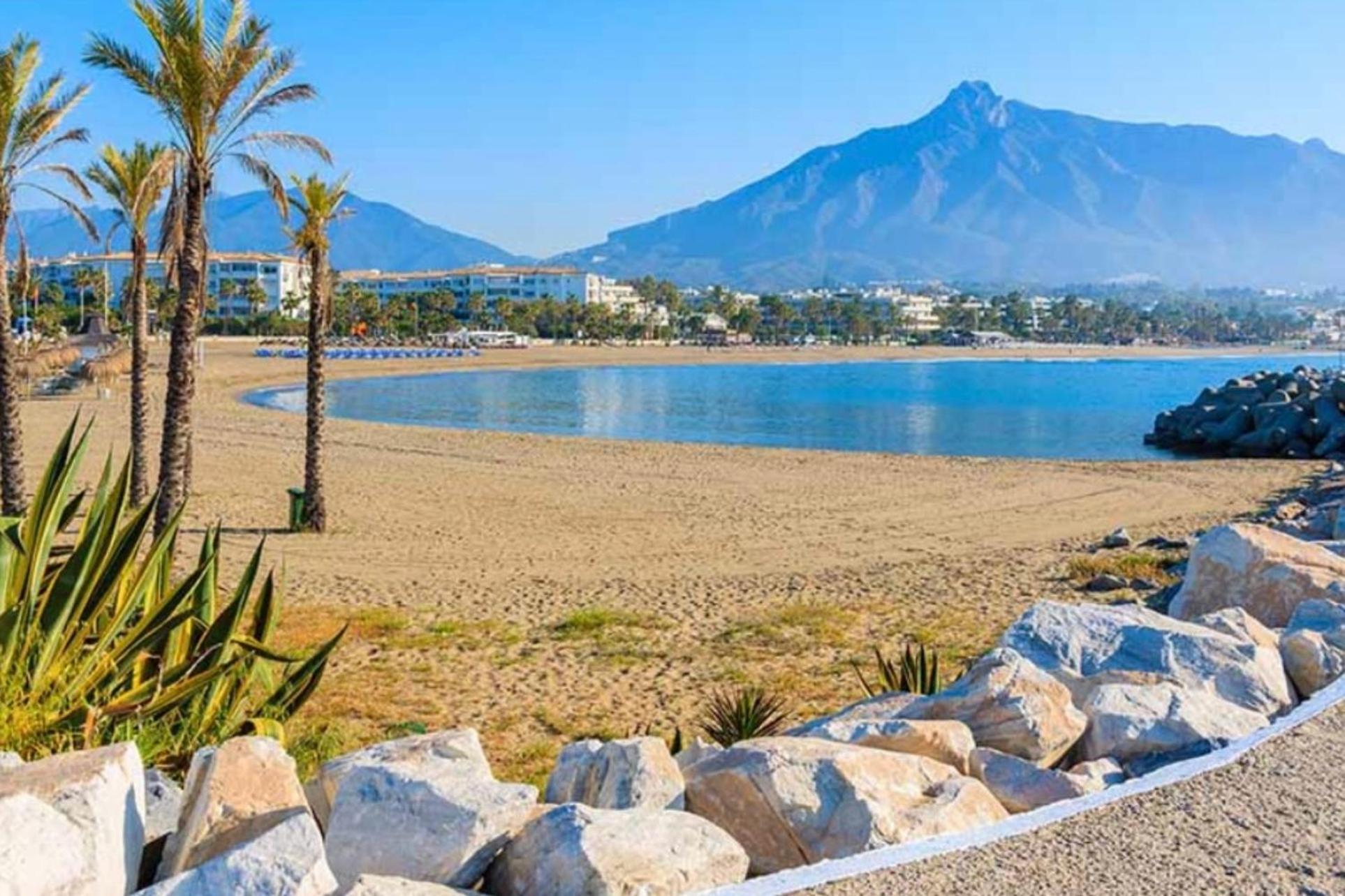 Marbella Beachfront - Beachside Apartment With Stunning Sea Views Luaran gambar